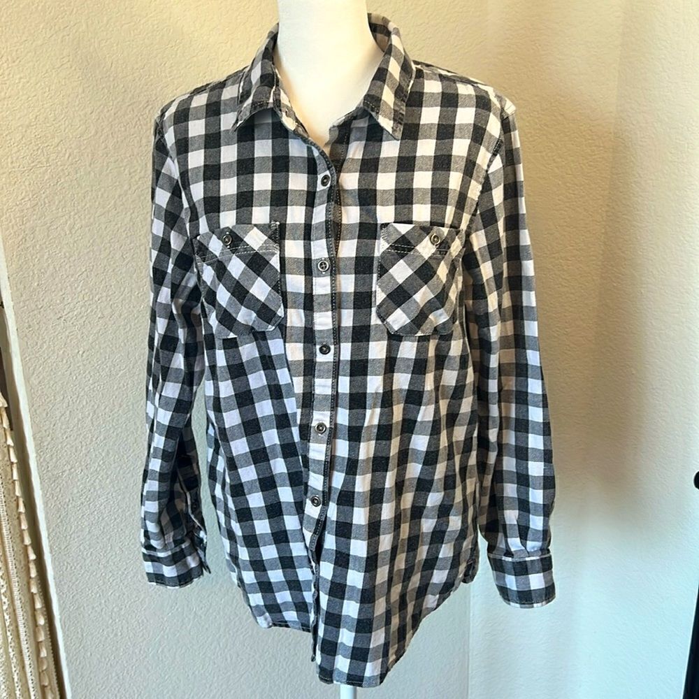 Vanilla Star Ladies Button Down Long Sleeve Plaid Shirt ~ Size Large